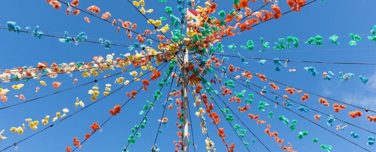 Flower decoration at the Summer Solstice in Santa Barbara